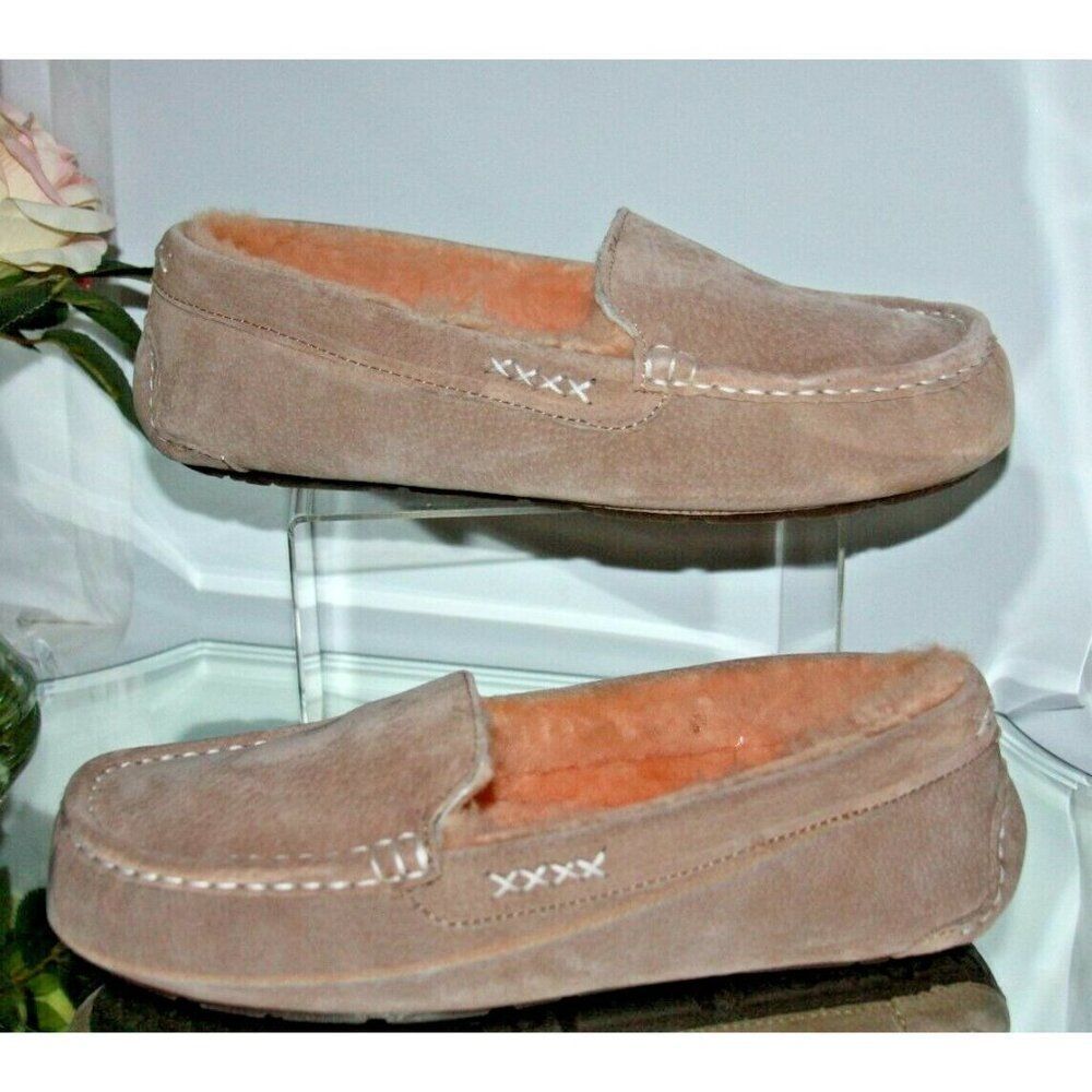 Old Friend Women's 12B Bella Taupe slippers - Display
